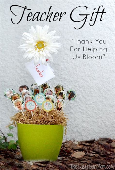 Thank You For Helping Us Bloom DIY Class Teacher Gift - TheSuburbanMom