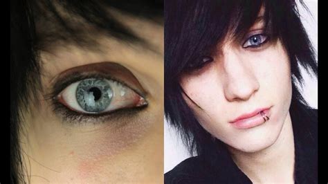 Emo/Scene Guy Eyeliner Tutorial - YouTube