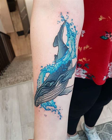 Beautiful whale watercolor tattoo | Tatuajes de ballenas, Tatuajes de tiburones, Tatuajes de ...