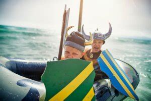 60+ Old Norse Viking Names For Boys and Girls (With Meanings)