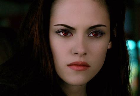 Bella vampire by Twilight-Vampire-Lov on DeviantArt