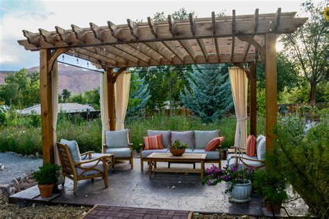 how to build a freestanding pergola - kobo building