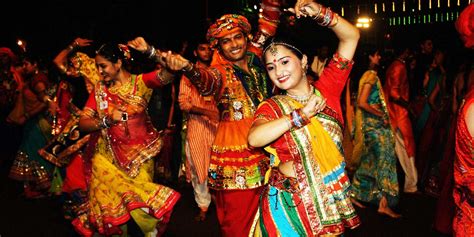 9 Reasons Why Navratri is Everyone’s Favorite Festival | All Events in City