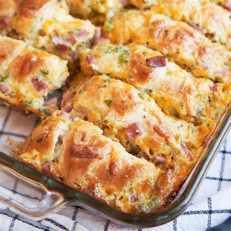 Crescent Roll Breakfast Casserole | The Worktop