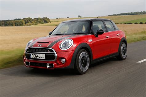 2015 Mini Hardtop 4-Door Cooper S Review