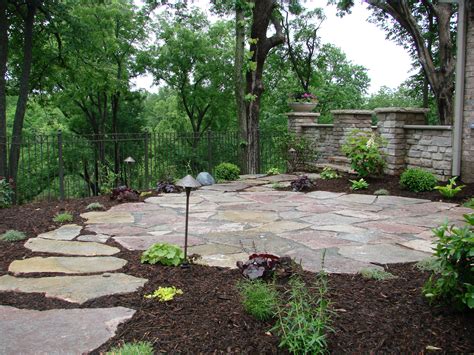 Outdoor Flagstone Patio Ideas