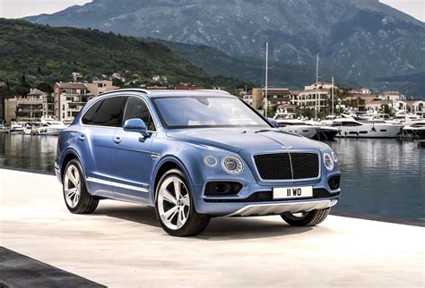 Bentley Bentayga Diesel revealed, gets tri-turbo V8 | PerformanceDrive