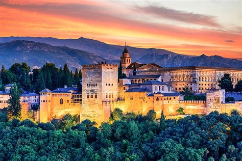 25 Best Things to Do in Granada (Spain) - The Nomadvisor