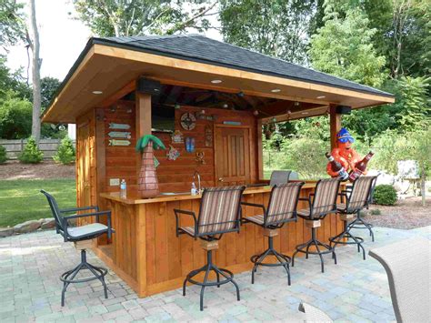 Small Outdoor Bar Designs That You Can Arrange in Your Backyard