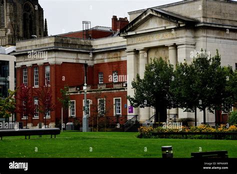 Manchester University Campus High Resolution Stock Photography and Images - Alamy