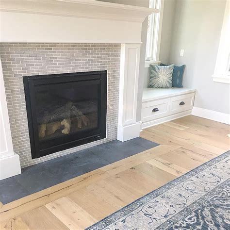 The contrast of the Montauk Black slate on the hearth Fireplace Hearth Tiles, Fireplace Redo ...