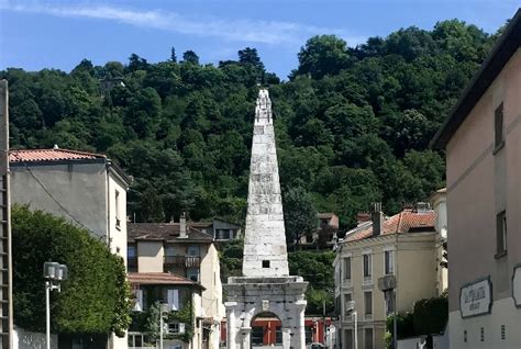 5 Must Visit Attractions Of Vienne, France | TraveltourXP.com