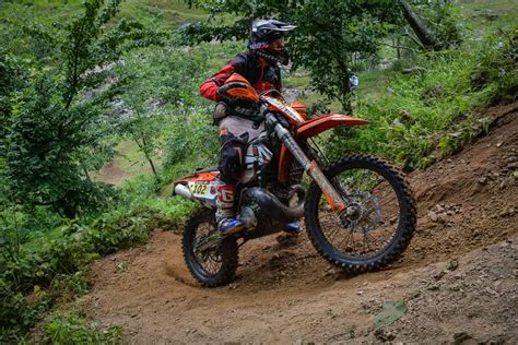 12 Best Dirt Bike Trails in Michigan To Explore (2023) - Frontaer