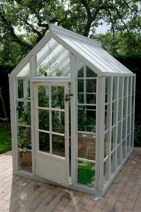 Incredible Small Space Greenhouse Ideas - Mixed News