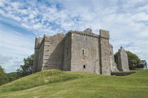 Weobley Castle - The Castle Guide