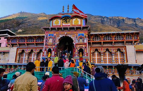 Badrinath Temple Timings: Tips for Special Puja & Darshan - Rishikesh Day Tour