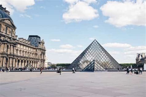 Louvre Museum, Paris - Book Tickets & Tours | GetYourGuide