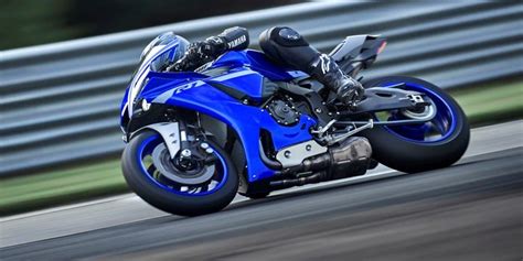 2020 Yamaha YZF-R1 [Specs & Info] | wBW