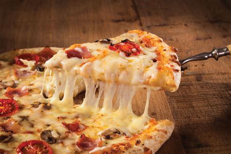 In Cheese We Crust: 6 Amazing Cheese-Focused Pizza Recipes - PMQ Pizza