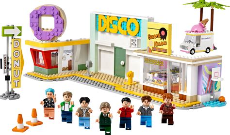 BTS "Dynamite" Lego Set Has Over 700 Pieces