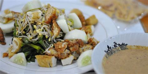 6 Eateries Dishing Out the Best 'Gado Gado' Salad in Jakarta