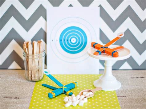 How to Make a Toy Marshmallow Catapult | how-tos | DIY