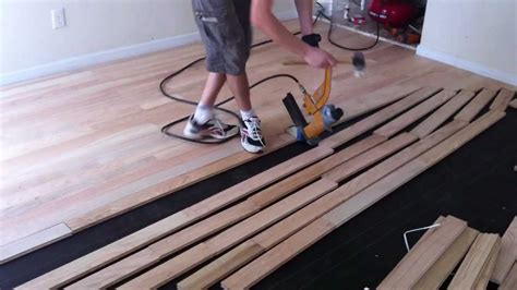 Installing Hardwood Floor With Finish Nailer - Nail Ftempo