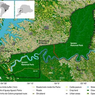 Map of Iguaçu and Iguazú National Parks showing the study area with the... | Download Scientific ...