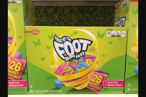 Fruit by the Foot – Three Feet of Fruity Fun!