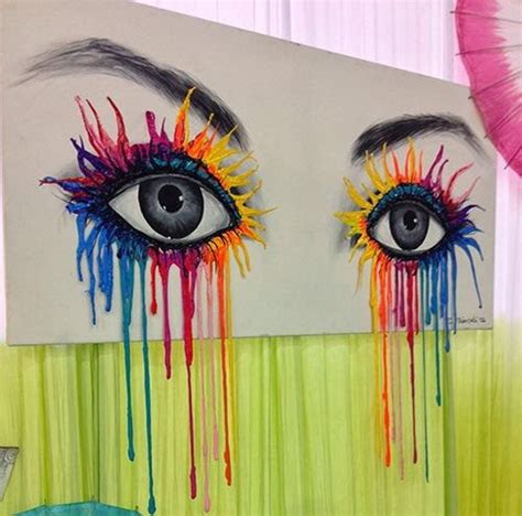 28 Fantastic Melted Crayon Art Ideas - Listing More