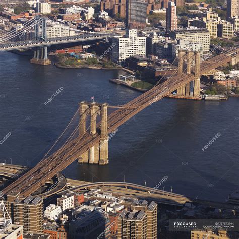 Manhattan bridge and Brooklyn bridge — high, typically american - Stock Photo | #167573194