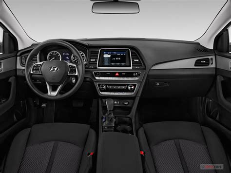 2018 Hyundai Sonata: 225 Interior Photos | U.S. News