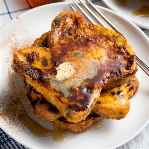 Raisin Bread French Toast - Easy Recipe | The Worktop