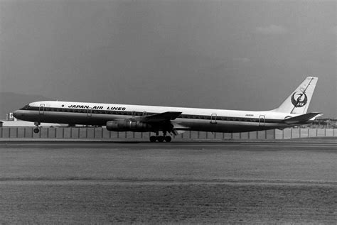 #OnThisDay in 1982, Japan Airlines Flight 350 is deliberately flown ...