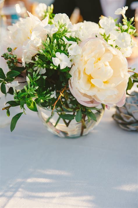 Small Floral Centerpieces | Wedding table flowers, Small flower ...