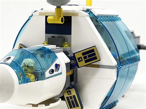 LEGO CITY 60349 Lunar Space Station review: Artemis LEGO?