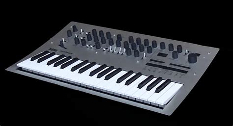 Korg Korg Minilogue Synthesizer | Reverb