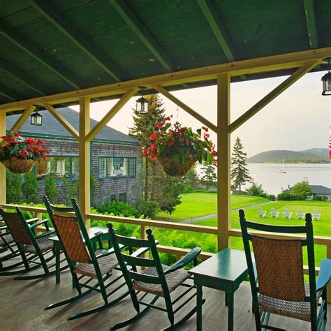 Top Luxury Hotels in Maine | Top luxury hotels, Historic hotels, Seaside inn