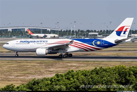 Airbus A330-223 - Malaysia Airlines | Aviation Photo #7274573 | Airliners.net