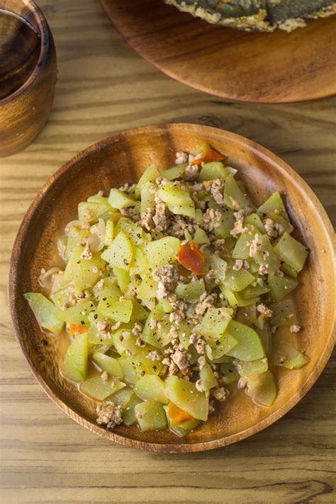 Sauteed Chayote (Ginisang Sayote) - Salu Salo Recipes | Recipe | Chayote recipes, Healthy ...