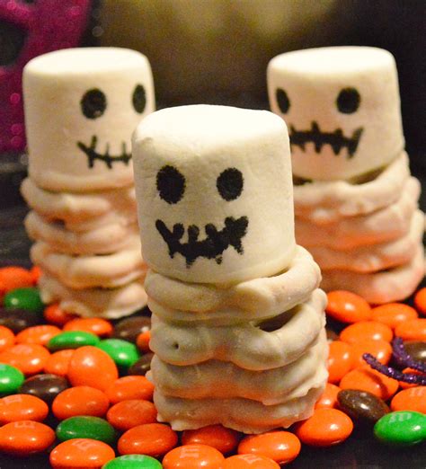 Chloe's Celebrations ~ Skeleton Halloween Treats - Celebrate & Decorate