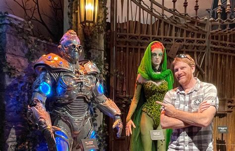 TheArnoldFans - News - "Chill Out” at the WB Studio Tour with Arnold’s ...