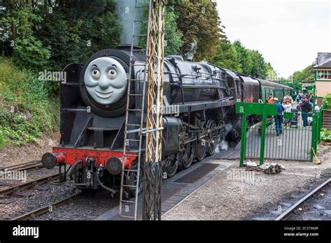 Class 9f locomotive hi-res stock photography and images - Alamy