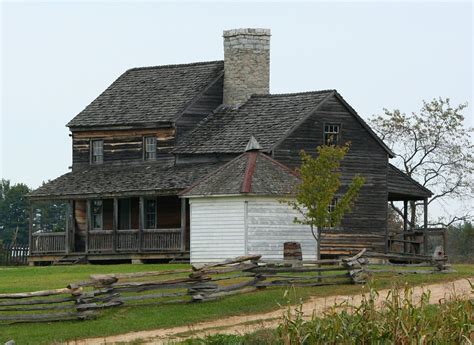 The American Farmhouse - Handmade Houses with Noah Bradley