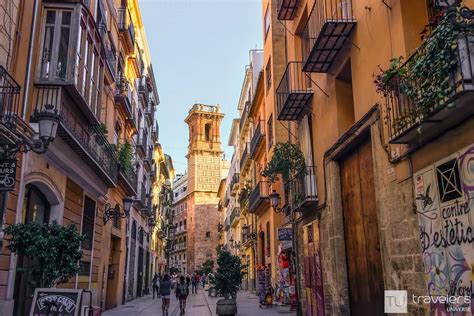 4 Best Areas (+ Hotels) Where to Stay in Valencia in 2022