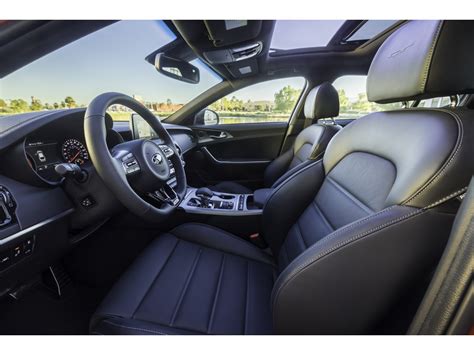 2020 Kia Stinger Pictures: | U.S. News