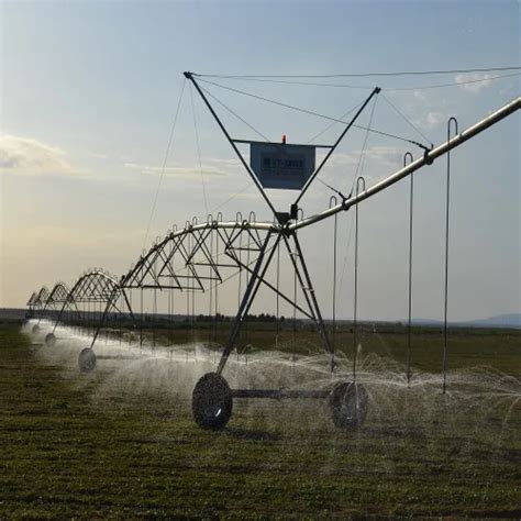 Center Pivot Irrigation Advantages And Disadvantages, High Quality Center Pivot Irrigation ...