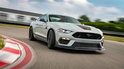 Here’s Why The Ford Mustang Is A Great First Drift Car