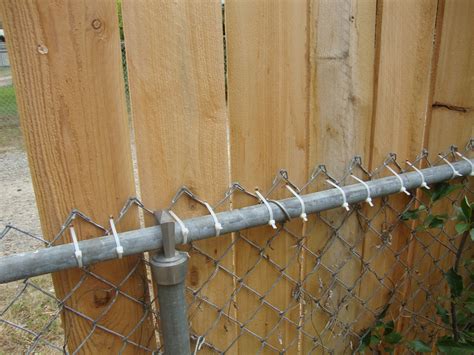 +17 How To Attach Wood Panels To Chain Link Fence Ideas