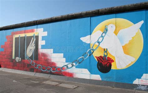 Berlin Wall Graffiti Freedom Editorial Photography - Image of east, peace: 78416117